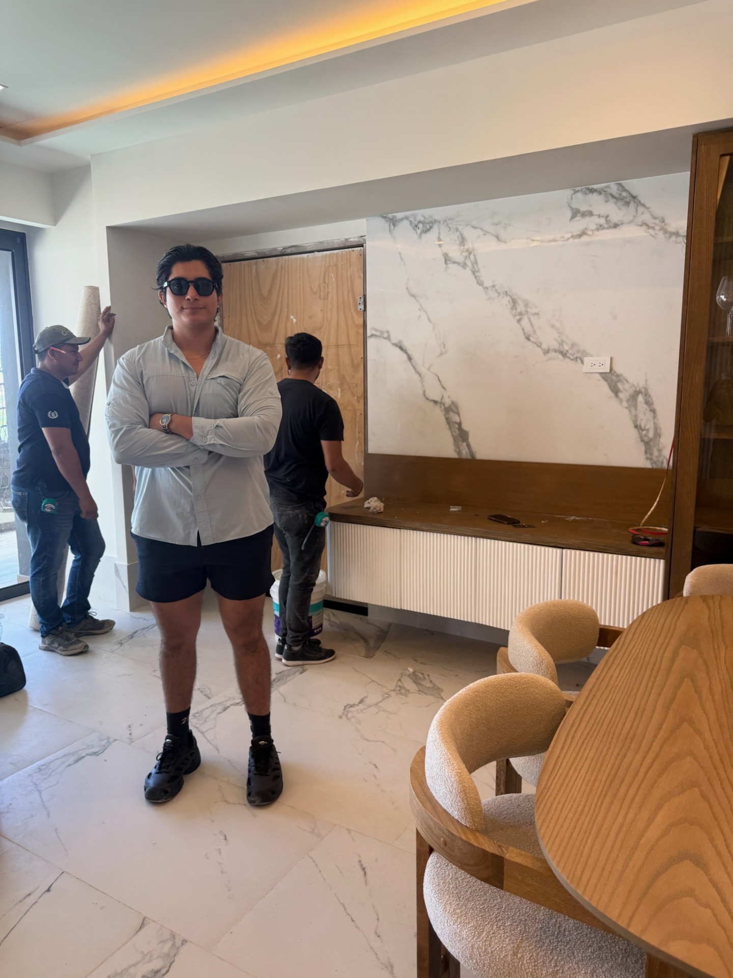 Muros de piedra sinterizada en Woha Cancún en CANCÚN